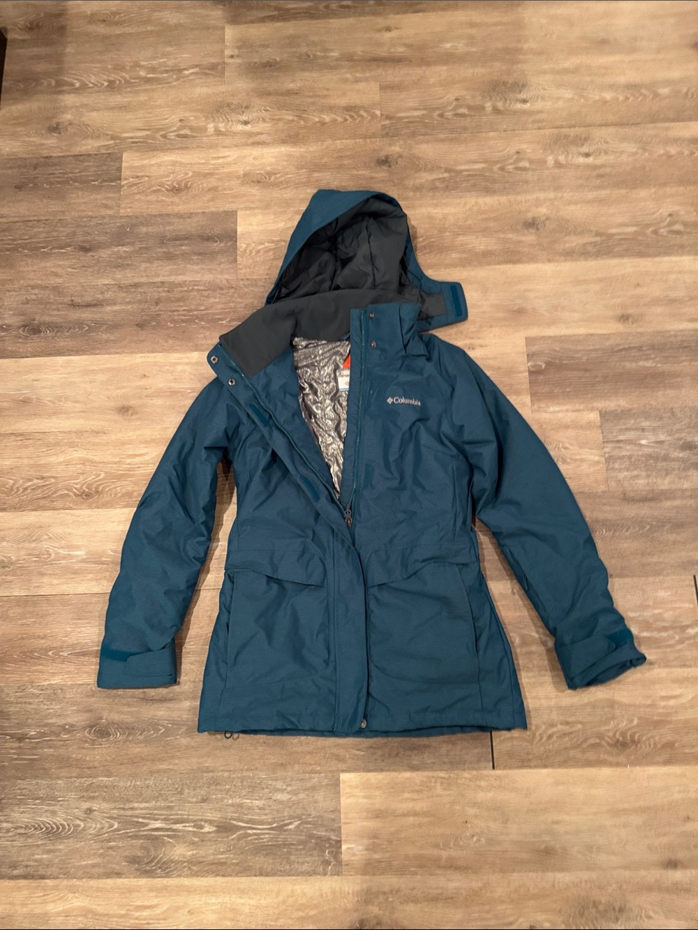 Columbia Teal Blue Ski Jacket with Hood